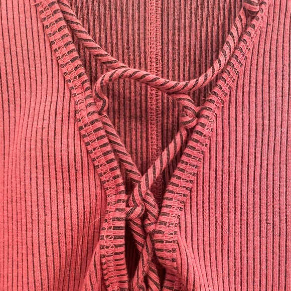 Lush Red Ribbed Tank Top - Picture 3 of 5